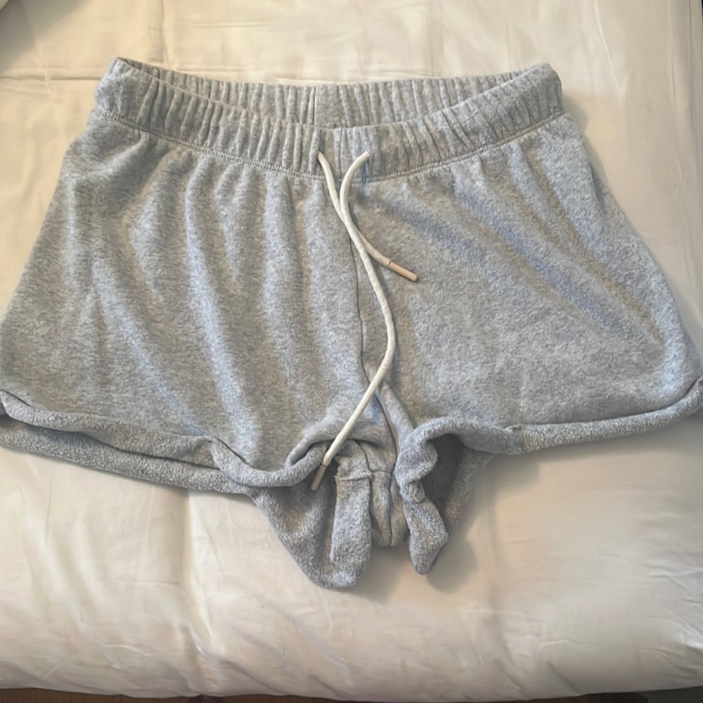 Aerie Offline Grey shorts